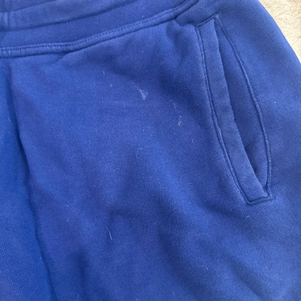 Nike Blue and White Sweat Shorts size large - Picture 4 of 7
